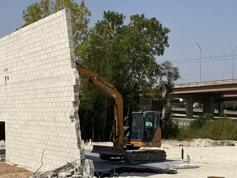 Demolation and Haul Off Austin Texas